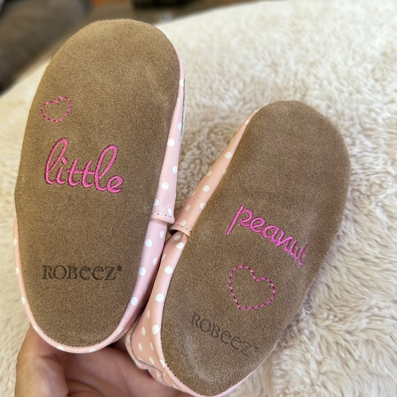 NWOT ROBEEZ SHOES - Picture 3 of 3